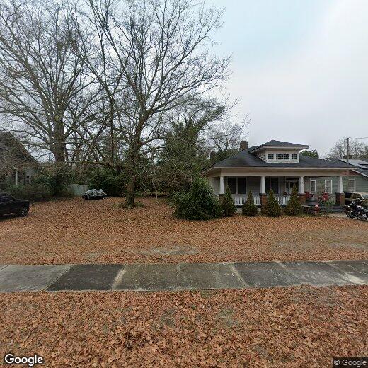 Primary Photo - 118 McQueen St