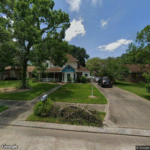 Primary Photo - 608 Dogwood St