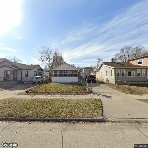Primary Photo - 1308 E Milton Ave