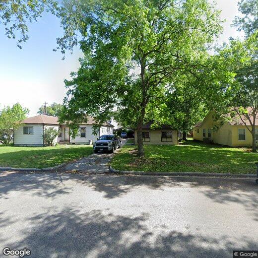 Primary Photo - 602 E Sterling St
