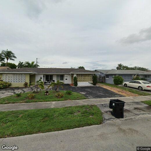 Primary Photo - 2109 NE 56th Ct
