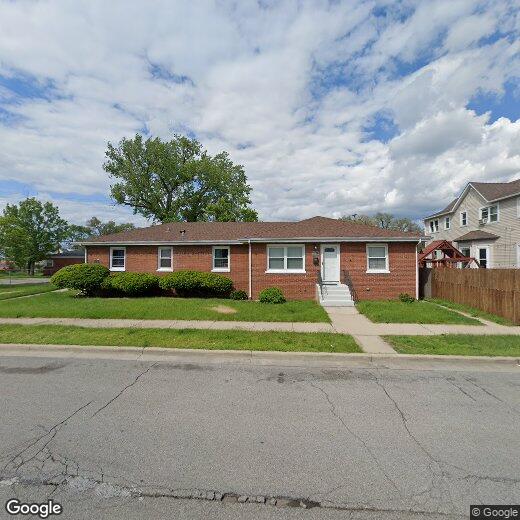 Primary Photo - 1015 May St