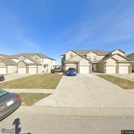 10526 Kane Dr, Kansas City, KS 66109 Townhome Rentals in Kansas City