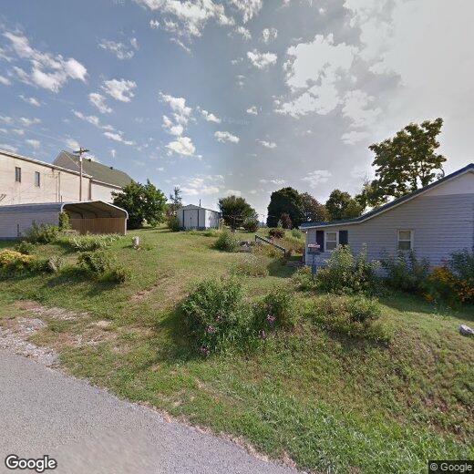 414 W Ash St, LaFollette, TN 37766 House for Rent in LaFollette, TN