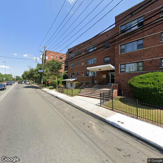 Primary Photo - 210 Woodcliff Ave