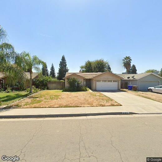 Primary Photo - 451 W Marilyn St