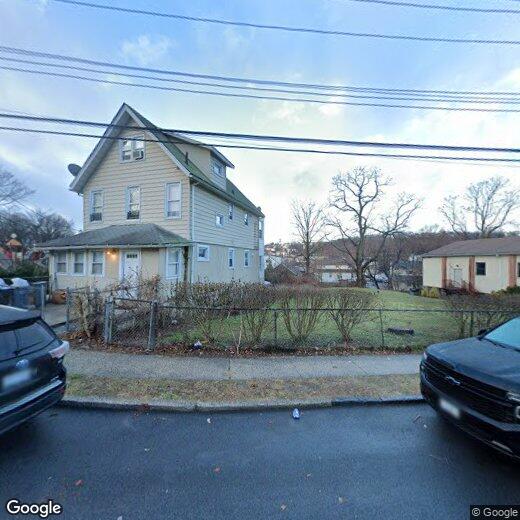 13 Runyon Ave, Yonkers, NY 10710 House Rental in Yonkers, NY