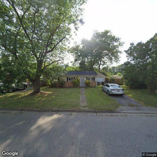 Primary Photo - 615 Queens View Ct