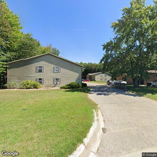 Foto principal - 517 136th Ave