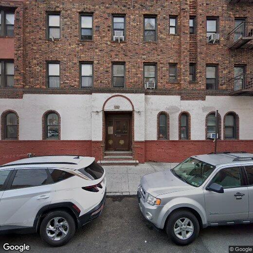 Primary Photo - 3031 Brighton 14th St