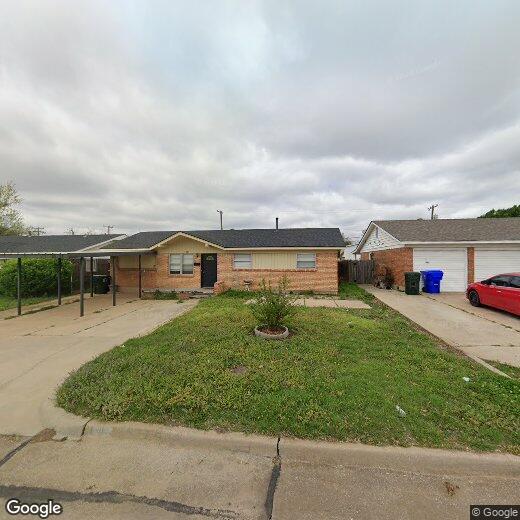 Primary Photo - 1305 Lakecrest Dr