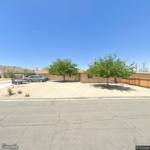 Foto principal - 6444 Palo Verde Ave