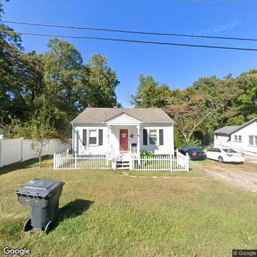 507 S College St, Dallas, NC 28034 House for Rent in Dallas, NC