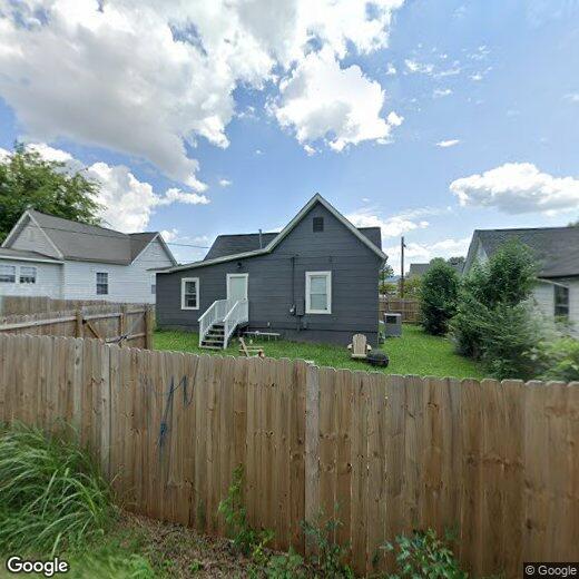 Primary Photo - 21 Webb St