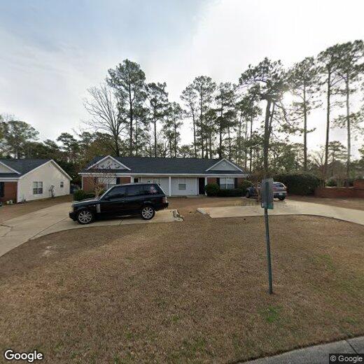 100160 Cove Landing Dr, Thomasville, GA 31792 Room for Rent in