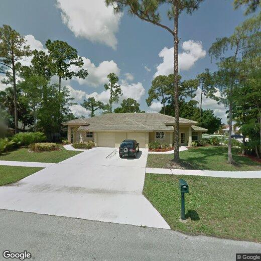 Primary Photo - 1051 Staghorn St