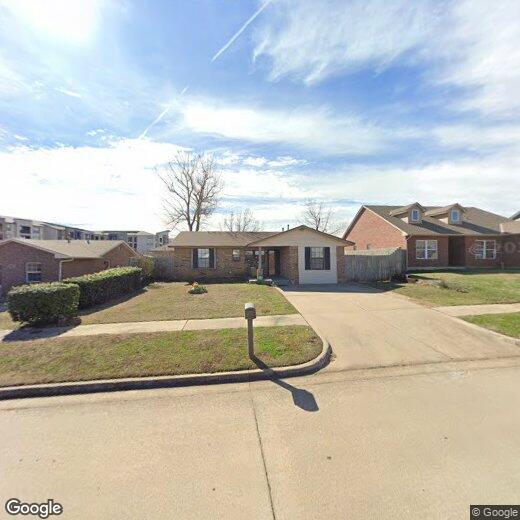 674 SW 12th St, Moore, OK 73160 House Rental in Moore, OK
