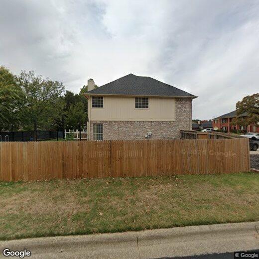 Primary Photo - 701 Crystal Ln