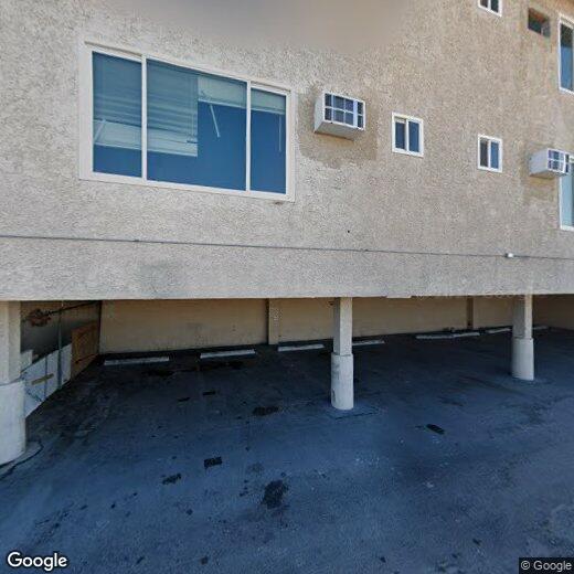 Primary Photo - 305 N 10th St