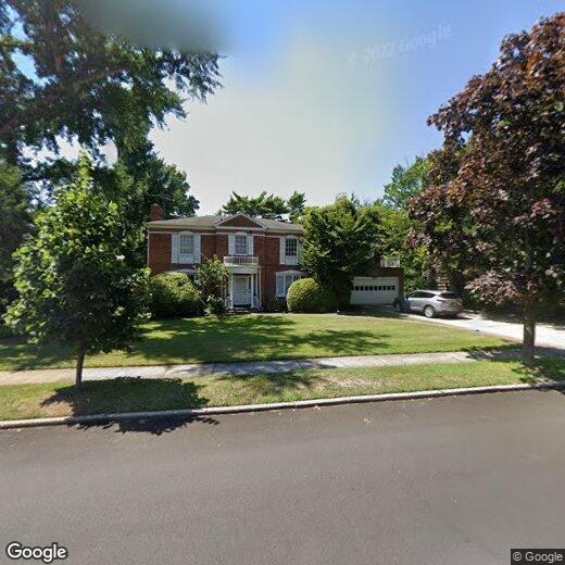 Primary Photo - 1 Sutton Pl