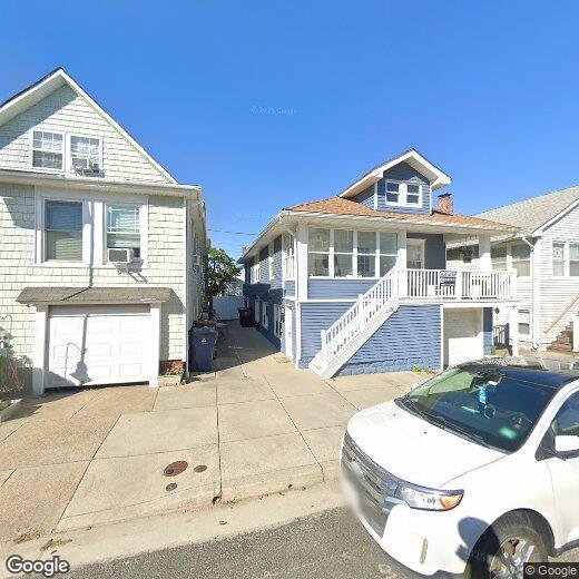 10 S Troy Ave, Ventnor City, NJ 08406 Townhouse for Rent in Ventnor