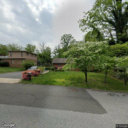 Foto principal - 5011 Woodland Blvd