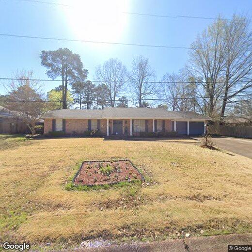 Primary Photo - 5911 Lake Trace Cir