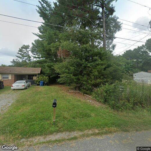 Foto principal - 2327 15th St NE