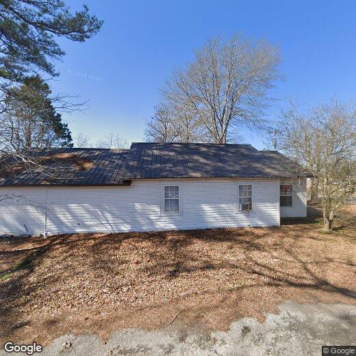 Primary Photo - 2 Bedroom  Home -ALL UTILITIES INCLUDED!