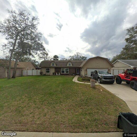 Primary Photo - 840 River Oak Dr W