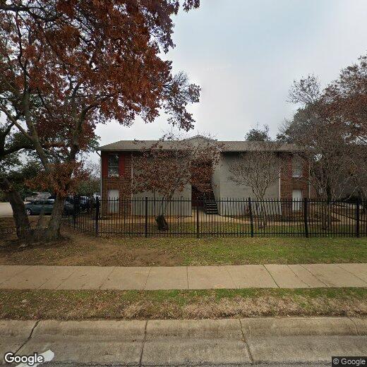 601 E Lamar Blvd Unit 105, Arlington, TX 76011 Room for Rent in