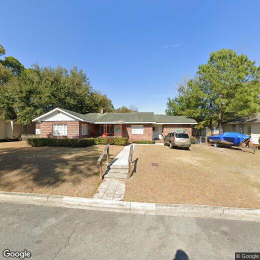 Primary Photo - 2320 E 39th St