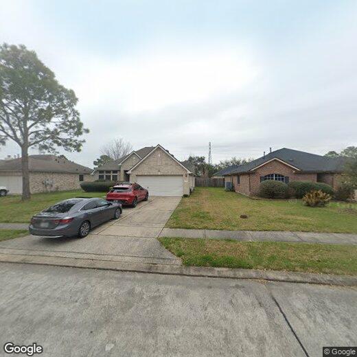 Foto principal - 210 Cedar Lake Dr