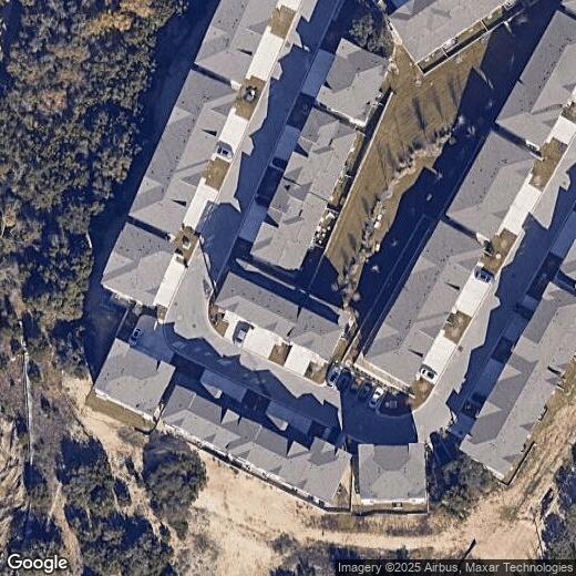 Foto principal - 2050 Lohmans Spur Rd
