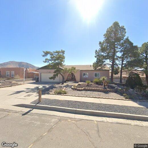 Primary Photo - 716 Rio Arriba Ave SE