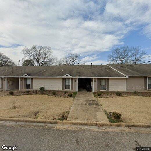 107 Cedar Ct, Wetumpka, AL 36092 Apartment for Rent in Wetumpka, AL