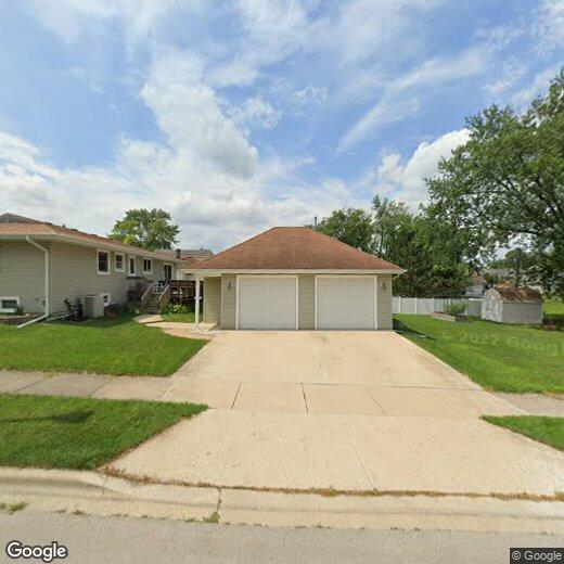 Primary Photo - 651 Elm Park Ave