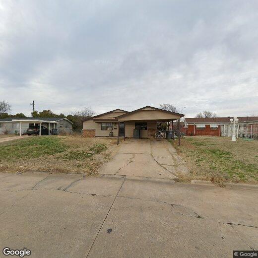Primary Photo - 909 SW Ranch Oak Blvd