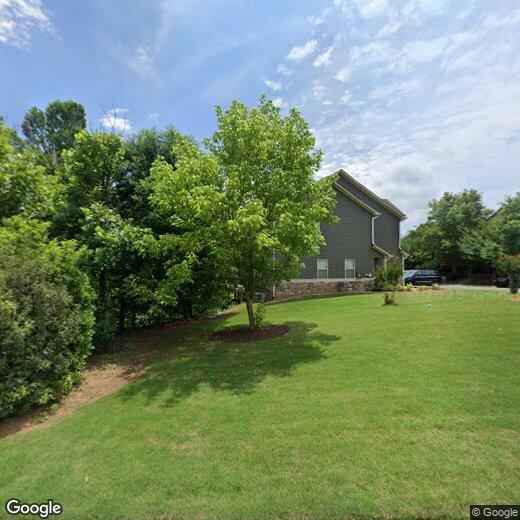 Primary Photo - 717 St James Pl