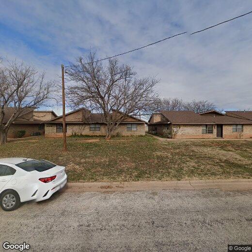 Primary Photo - Quaint and Quiet Quadruplex