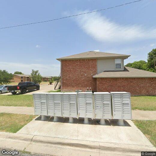 Primary Photo - 415 Creek St