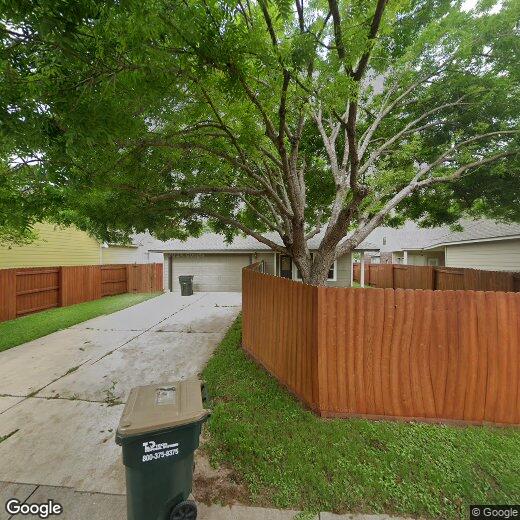Primary Photo - 313 Greenside Ln