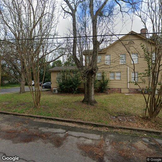 Primary Photo - 2166 College St
