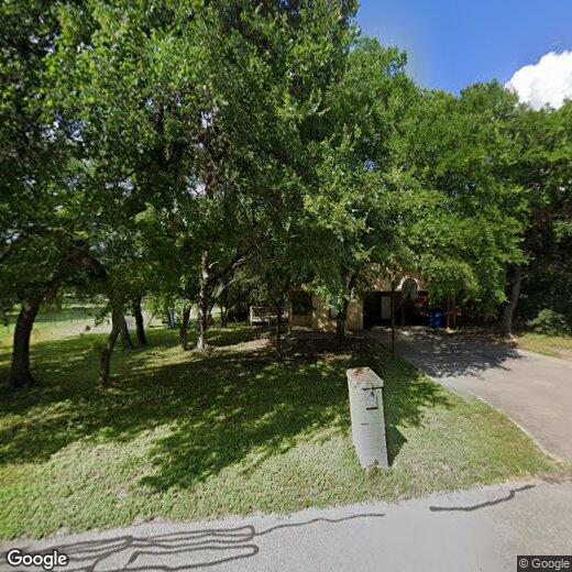 Foto principal - 606 Deerwood Dr