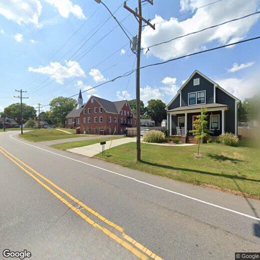Primary Photo - 715 E Catawba Dr