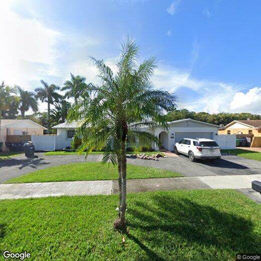 Primary Photo - 20110 SW 84th Pl