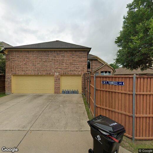 Foto principal - 9576 Ironwood Dr