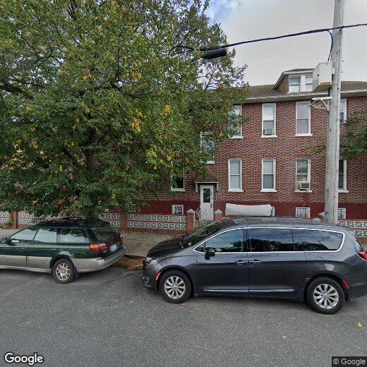 Primary Photo - 2001 E 24th St