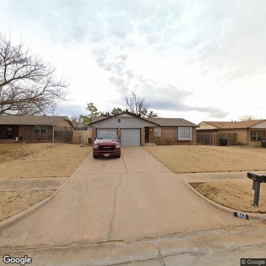 912 S Avery Dr, Moore, OK 73160 House for Rent in Moore, OK