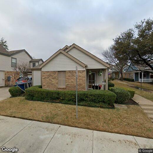 Primary Photo - 18111 Whispering Gables Ln